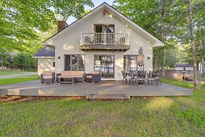 Scenic Cottage w/ Private Dock on Torch Lake