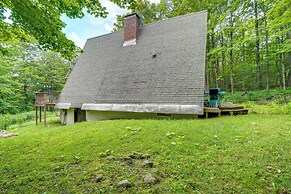 A-frame Cabin w/ Furnished Deck in Becket!