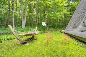 A-frame Cabin w/ Furnished Deck in Becket!