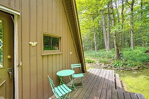 A-frame Cabin w/ Furnished Deck in Becket!