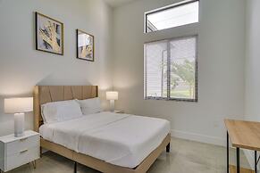 Pool & Outdoor Kitchen: Waterfront Cape Coral Home