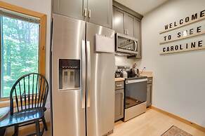 Modern Bellaire Condo: Pool Access, Near Skiing!