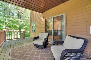 Modern Bellaire Condo: Pool Access, Near Skiing!