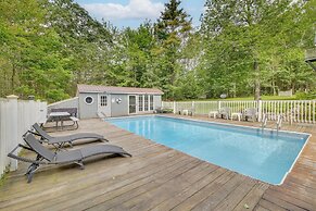 Searsport Paradise w/ Private Pool & Patio!