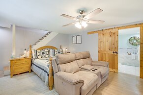 Searsport Paradise w/ Private Pool & Patio!