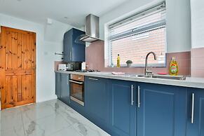 Spacious 3 Bedroom House in Barry