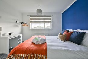 Spacious 3 Bedroom House in Barry