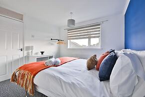 Spacious 3 Bedroom House in Barry