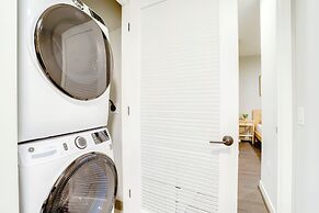 Cozy Apartments Near the Metro