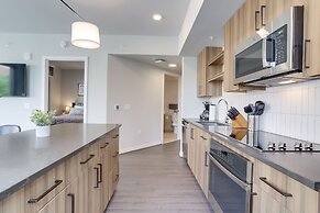 Cozy Apartments Near the Metro