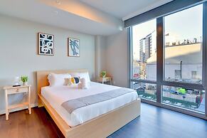 Cozy Apartments Near the Metro