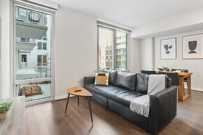 Cozy Apartments Near the Metro