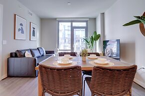 Cozy Apartments Near the Metro