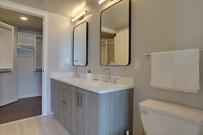 Cozy Apartments Near the Metro