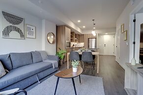 Cozy Apartments Near the Metro