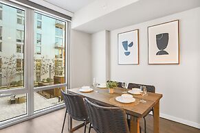 Cozy Apartments Near the Metro