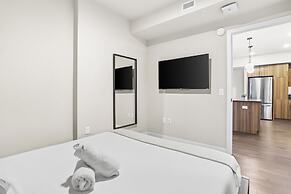 Cozy Apartments Near the Metro