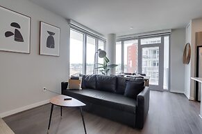 Cozy Apartments Near the Metro