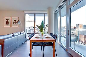 Cozy Apartments Near the Metro