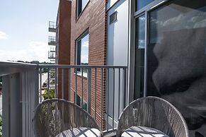 Fantastic Condo Crystal City Rooftop