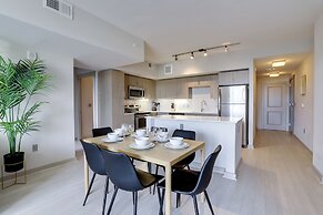 Fantastic Condo Crystal City Rooftop