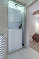 Fantastic Condo Crystal City Rooftop