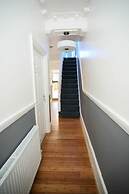 Impeccable 3-bed House in Plumstead, London
