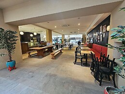 Tu Refugio en el Corazón de Montserrat