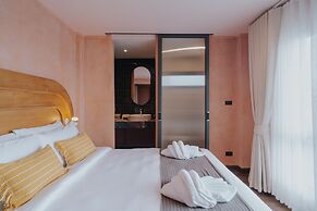 Hotel Clay Chiang Mai