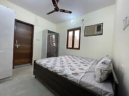 Roomshala 125 Hotel Maharaja