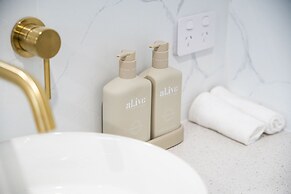 Luxury CBD Townhouse