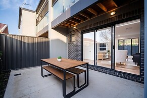 Luxury CBD Townhouse
