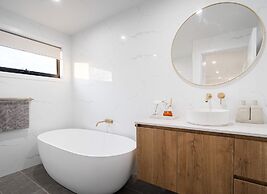 Luxury CBD Townhouse