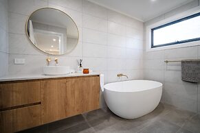 Luxury CBD Townhouse