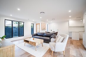 Luxury CBD Townhouse