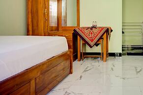 OYO Life 92922 Kost Bu Mala 1 Syariah