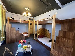 The Locals By Roomshala