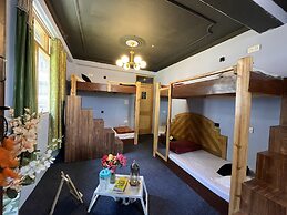 The Locals By Roomshala