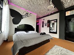 The Locals By Roomshala