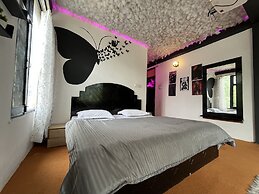 The Locals By Roomshala