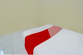 OYO Life  93058 Kos Subur