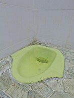 OYO Life  93058 Kos Subur