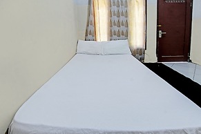 OYO Life 92853 Kost 999