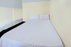 OYO Life 92853 Kost 999