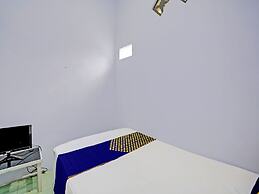 OYO Life 92937 Kost Putri Sarkara Syariah