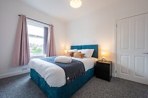 Durham View by Tŷ SA