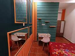 OYO Life  92977 Neba Kost Aesthetic