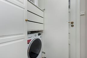 Classic Warsaw by Renters Prestige