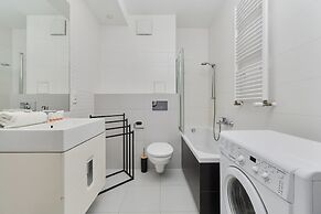 Apartment Zakladowa by Renters