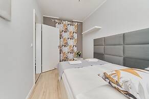 Apartment Zakladowa by Renters